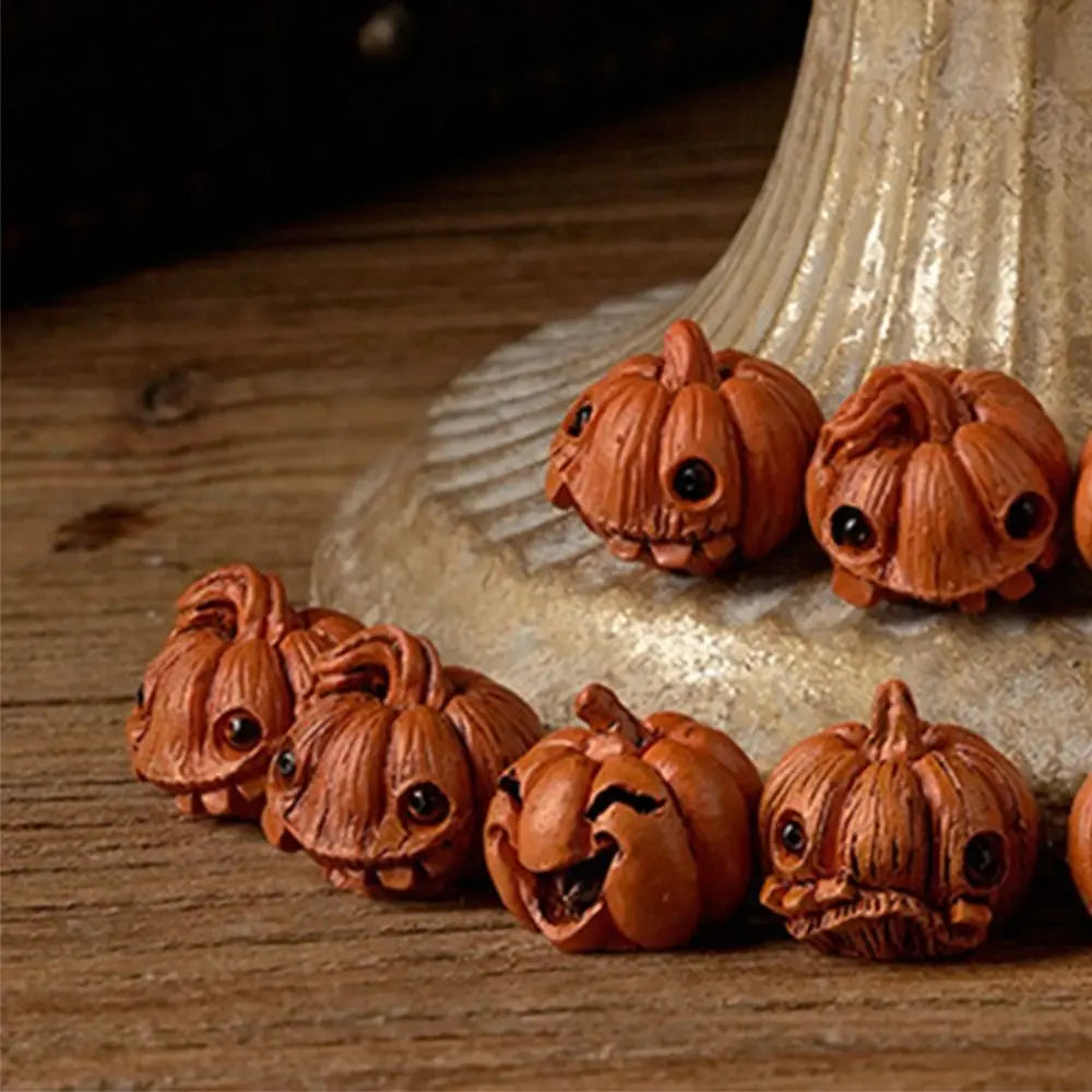 16Pcs Creative Miniature Halloween Decor Resin Gothic Style Mini Pumpkin Figurine Orange Handmade Mini Halloween Ornaments